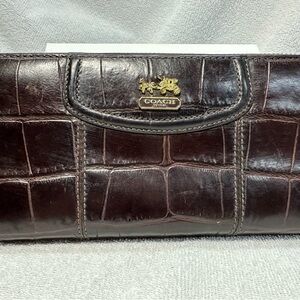 Coach Madison Croc Embossed Wallet Mahagony Chocolate Brown